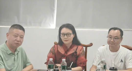 江门华企叶瑞琴受邀出席建材卫浴行业沙龙，共探制造企业增长破局路径